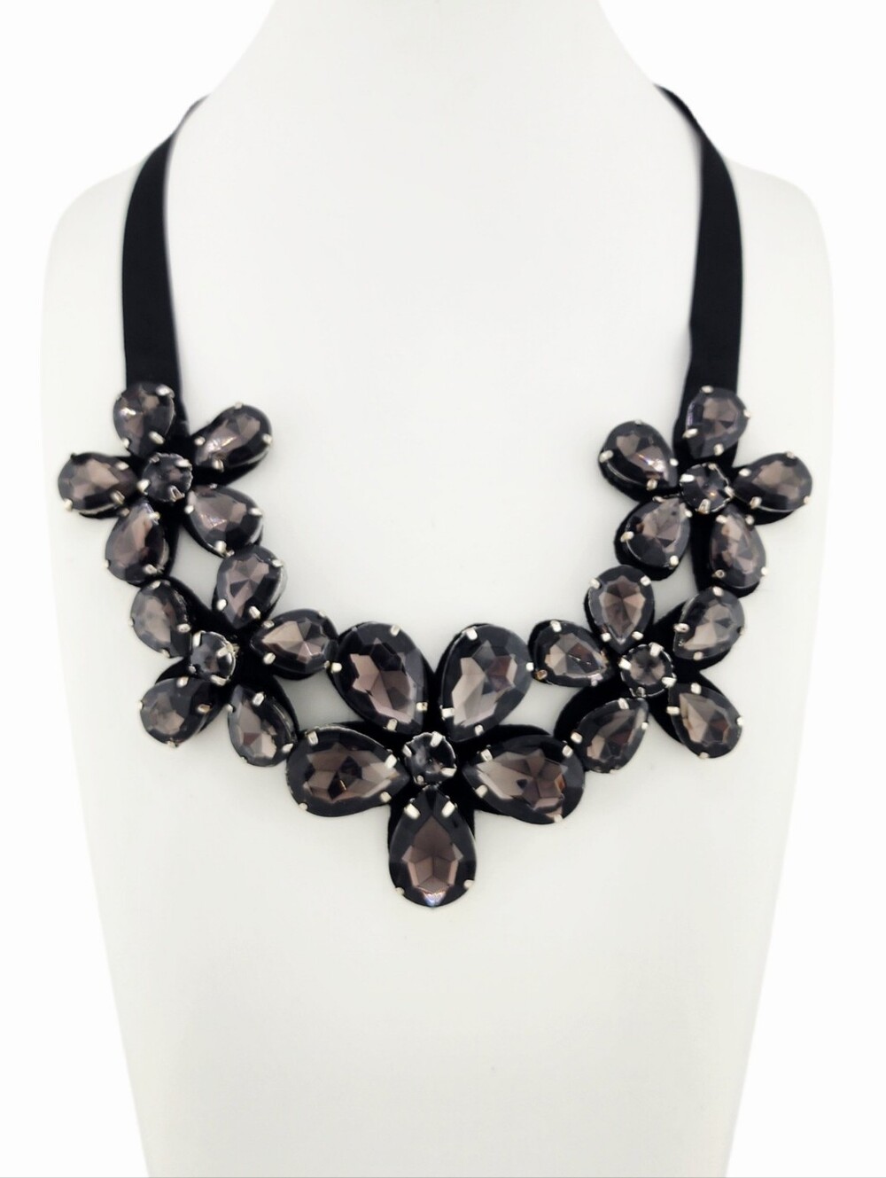 C1946 Black Rhinestone Floral Bib Statement Necklace